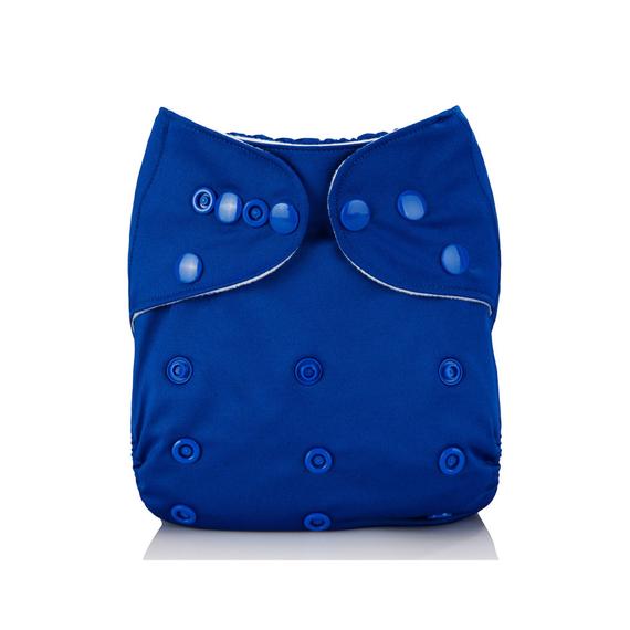 Dunkelblaue Stoffwindel mit Tasche 