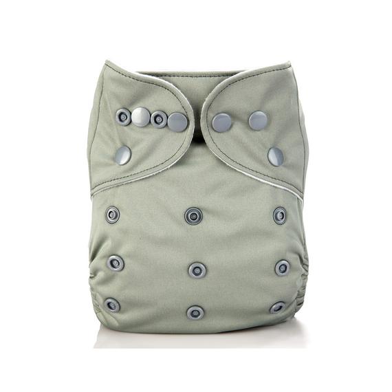 Graue Stoffwindel mit Tasche 